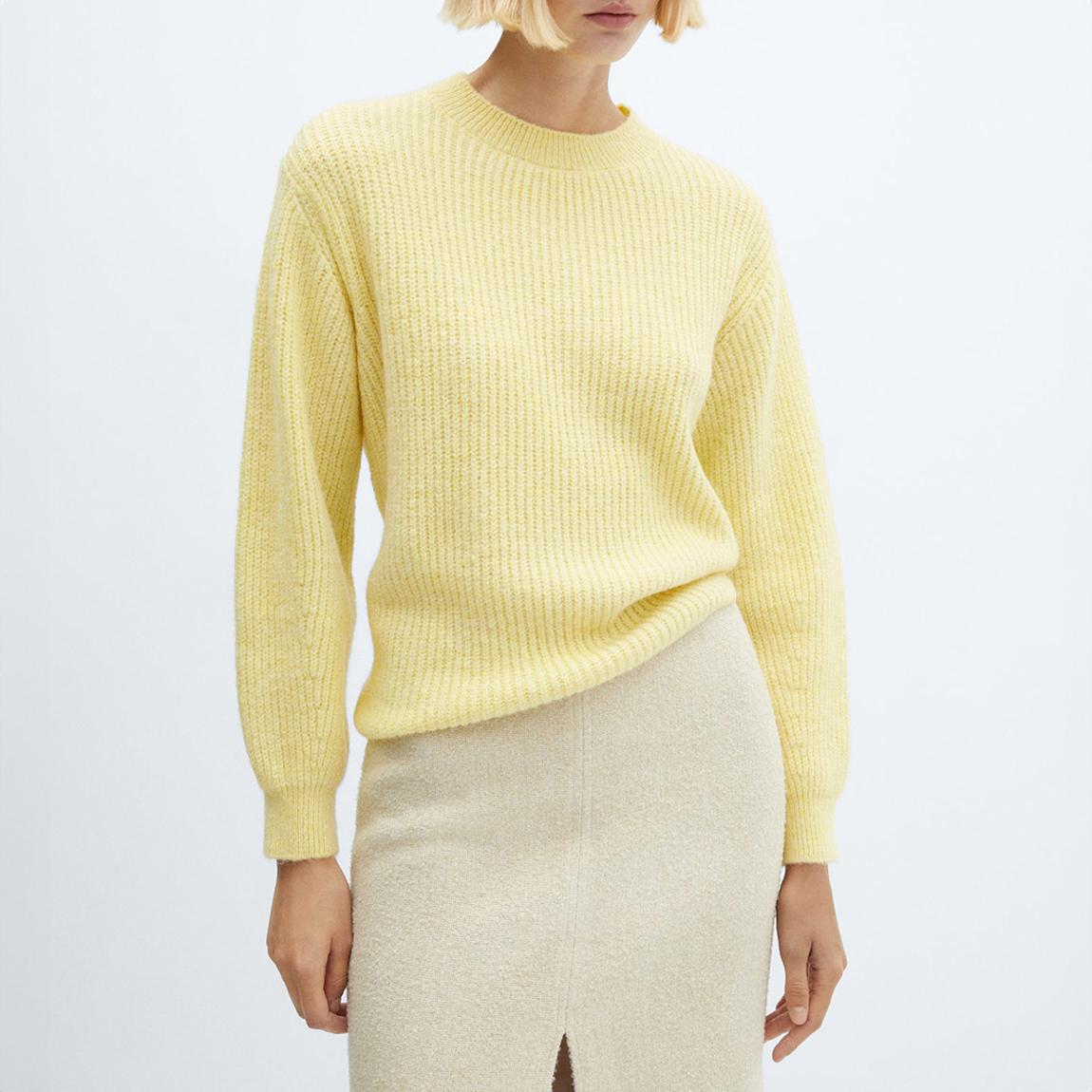 Pull Jaune En Maille main product photo