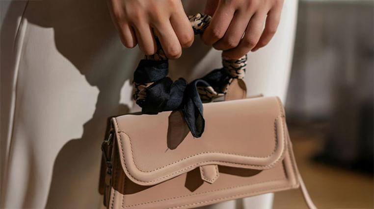 Accessoires Chic Pour La Cérémonie