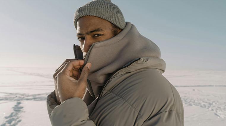 Les Accessoires D'Hiver Pour Lui