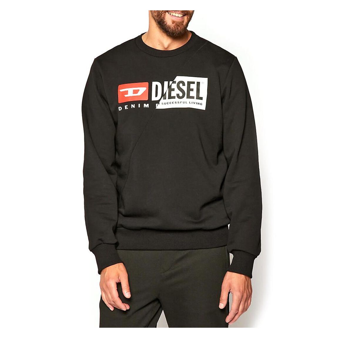 Sweat-Shirt Noir Avec Logo Sur La Poitrine main product photo