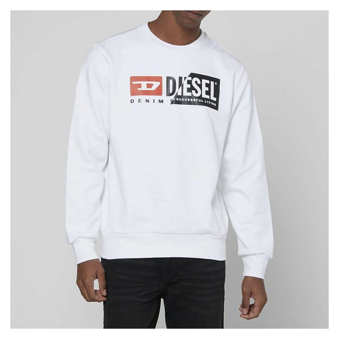 Sweat-Shirt Blanc Avec Logo Sur La Poitrine main product photo