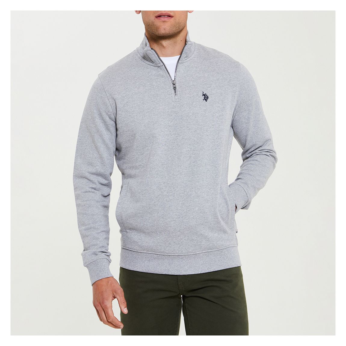Sweat-shirt en coton gris à demi-fermeture éclair main product photo