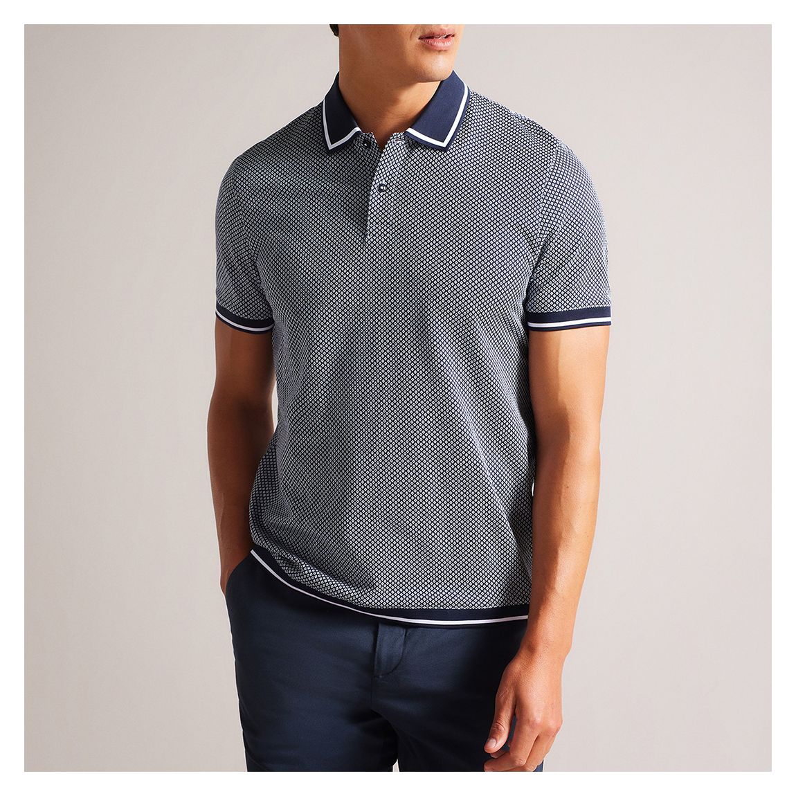 Polo en coton géotextile marine main product photo