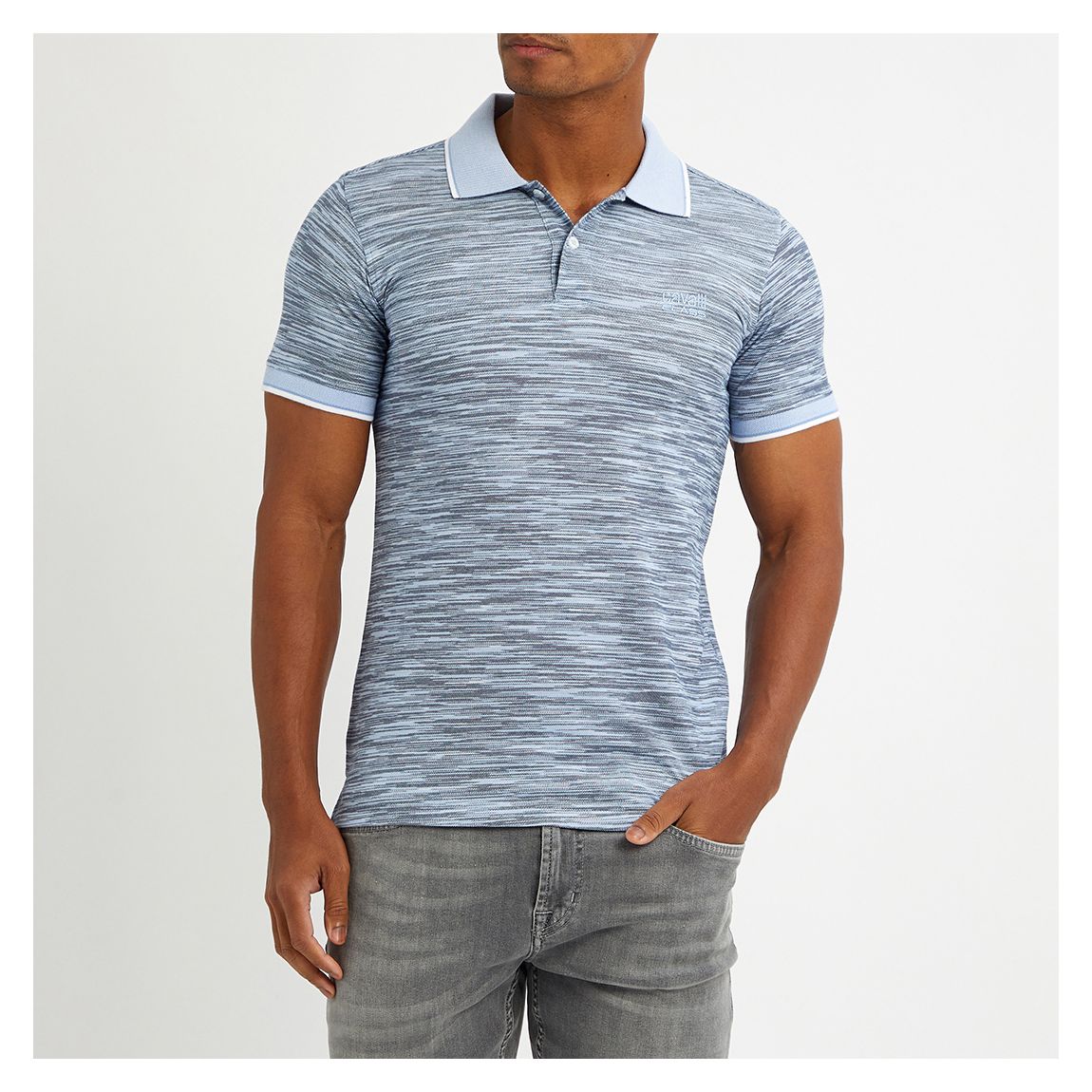 Polo texturé bleu pâle main product photo