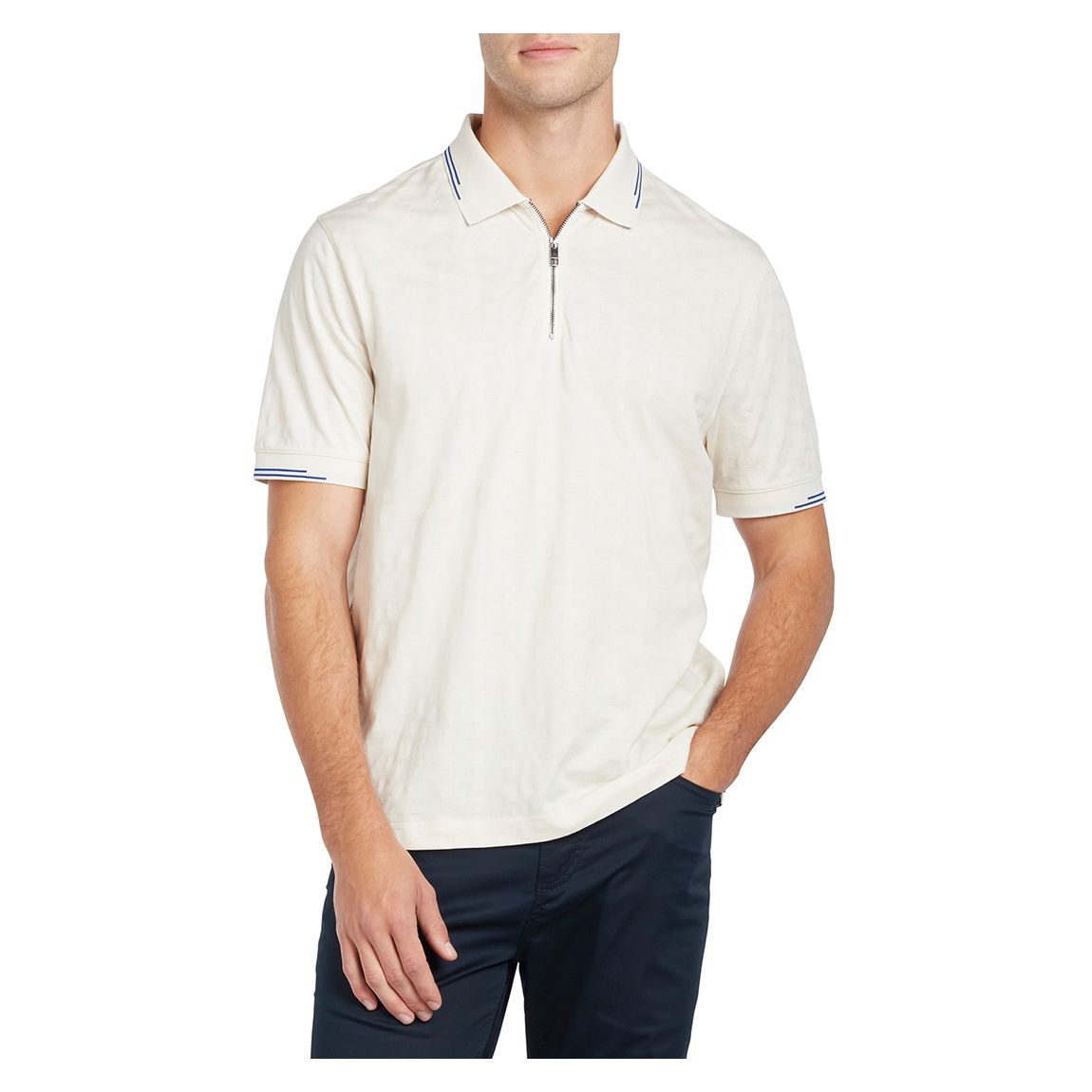 Polo en coton texturé crème main product photo