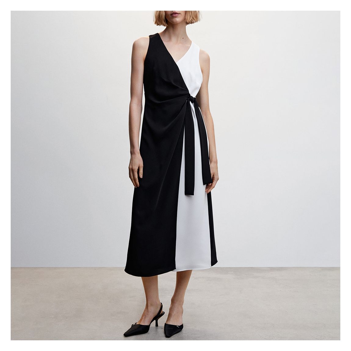 Robe Bicolore À Nœud Noir main product photo