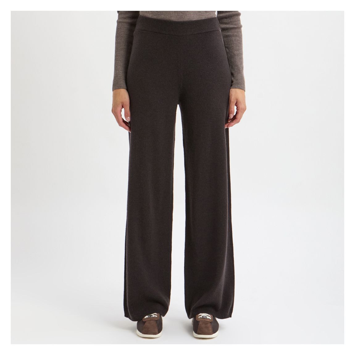 Pantalon De Jogging Droit En Cachemire Marron main product photo