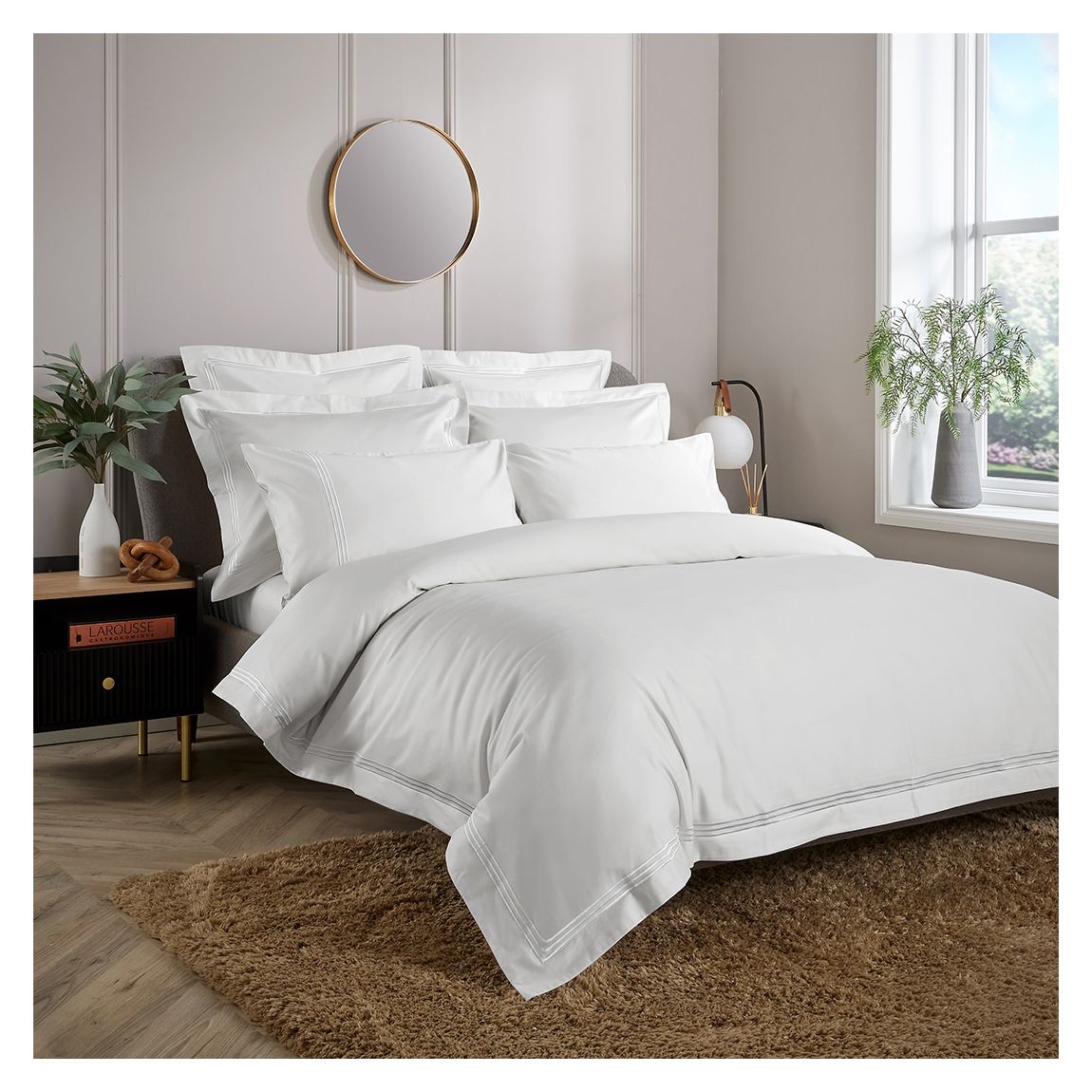 Housse De Couette Triple Bourdon King, Blanc/Blanc main product photo