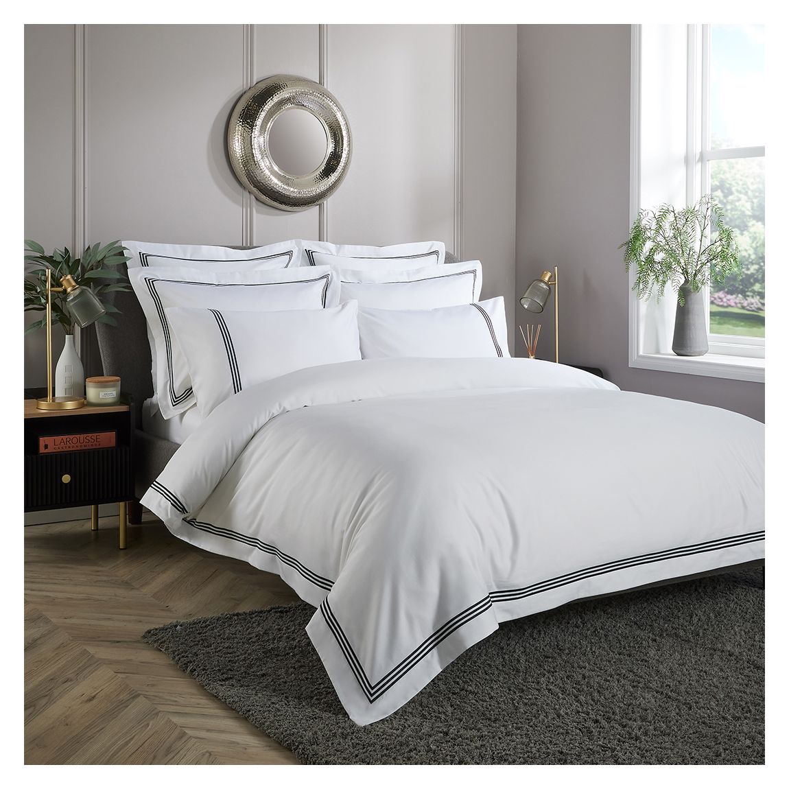Housse De Couette Double Triple Bourdon, Blanc/Noir main product photo