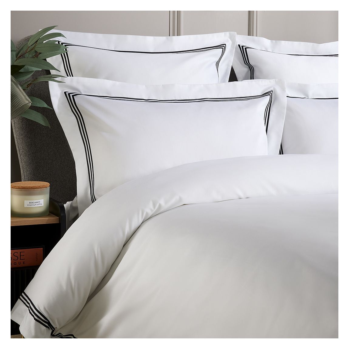 Triple Bourdon Paire De Taies D'Oreiller En Oxford, Blanc/Noir main product photo