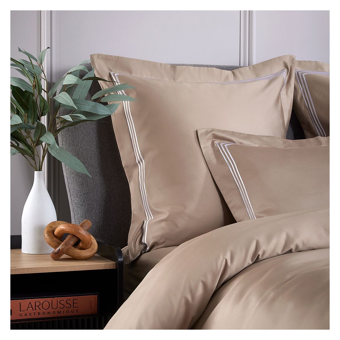 Paire De Taies D'Oreiller Triple Bourdon Carré, Lin/Blanc main product photo