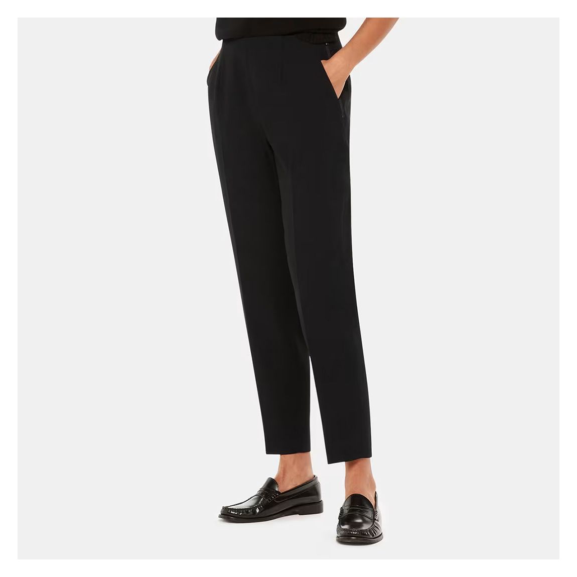 Pantalon Noir En Laine Mélangée Ella Essential main product photo