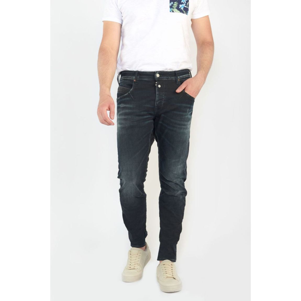 Jeans Tapered 903 main product photo