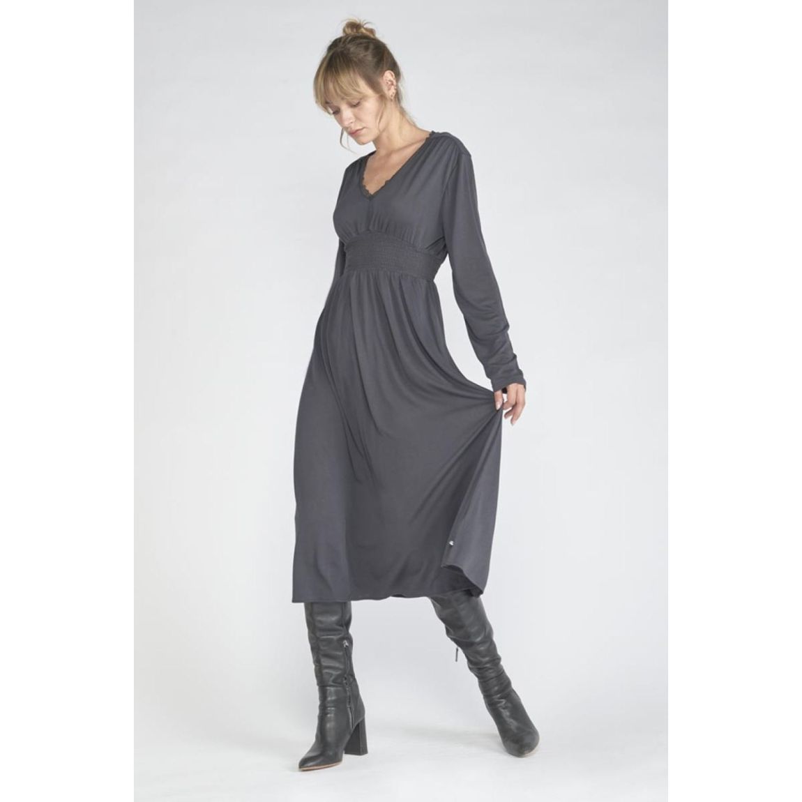 Robe Droite Chanan main product photo
