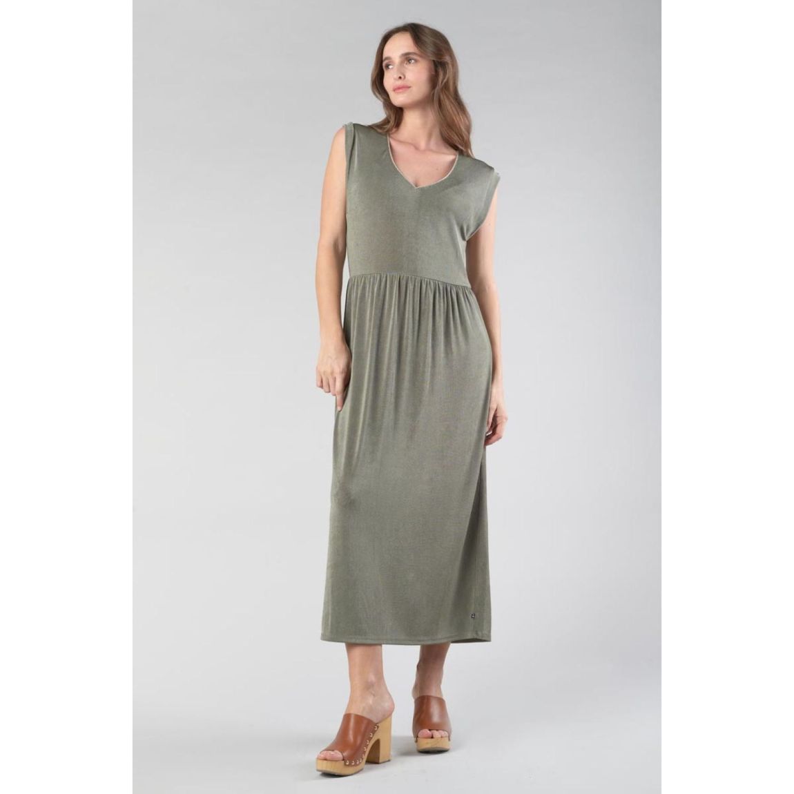 Robe Longue Droite Nata main product photo