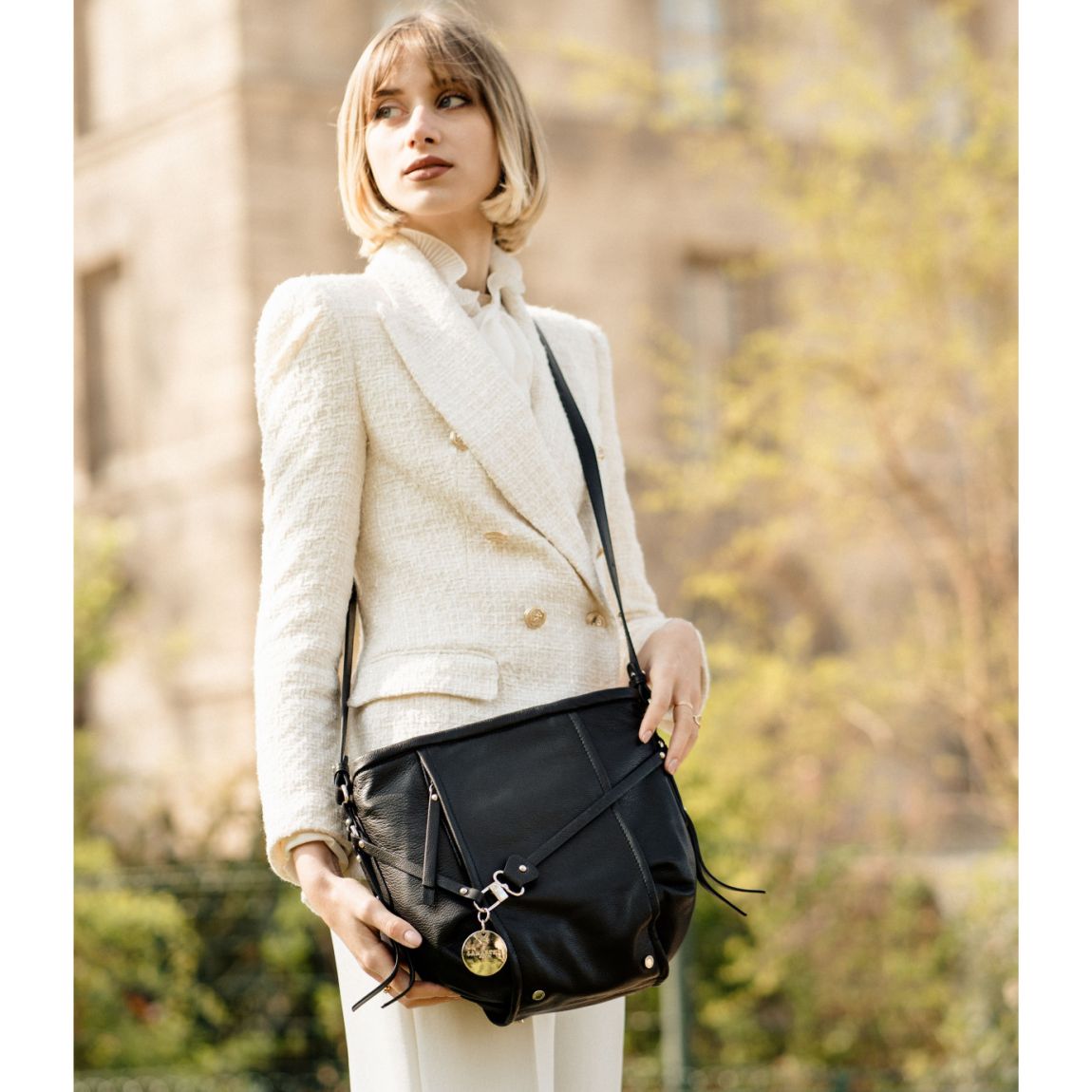 Sac porté bandoulière en cuir CULT main product photo