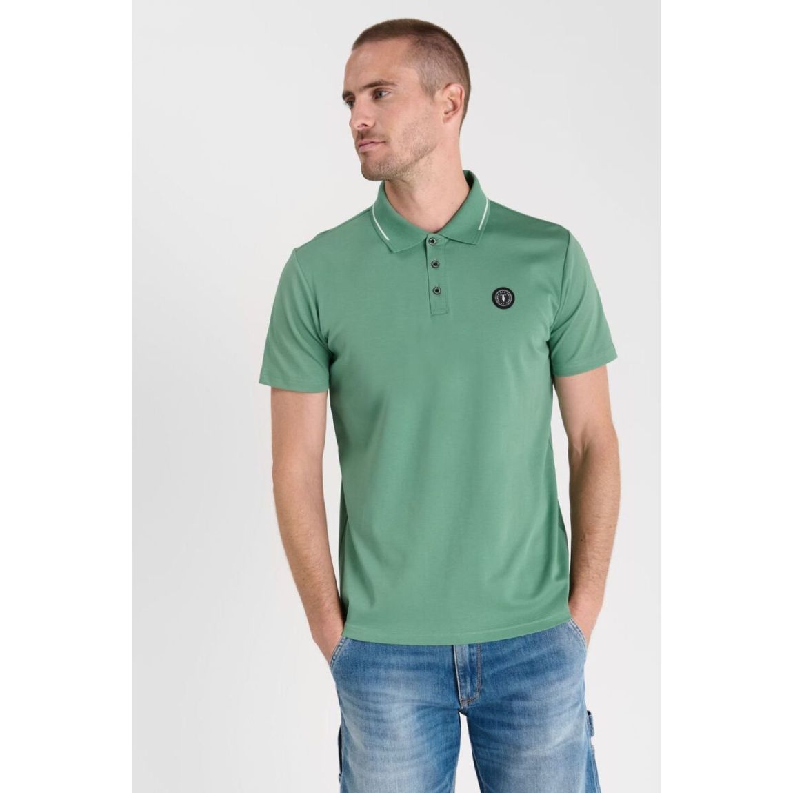Polo Aron main product photo
