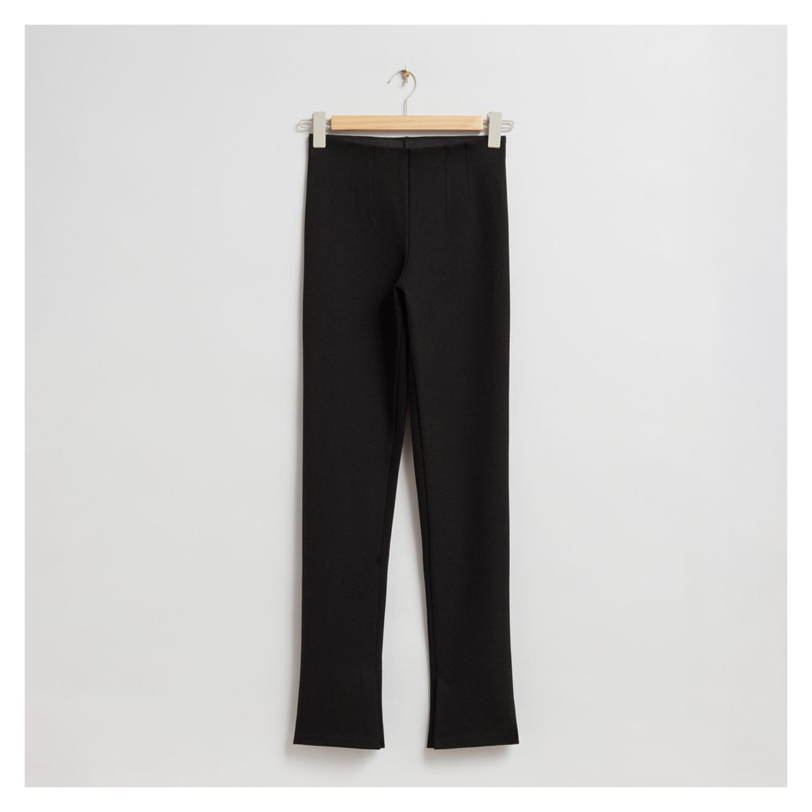 Pantalon De Coupe Skinny Noir main product photo