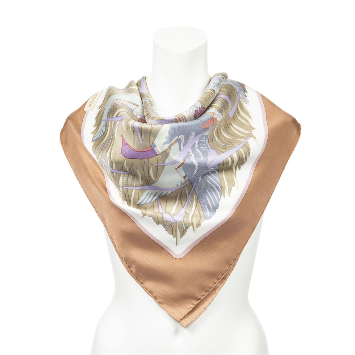 Hermès Scarf en Rose clair/Lilas/Vert main product photo