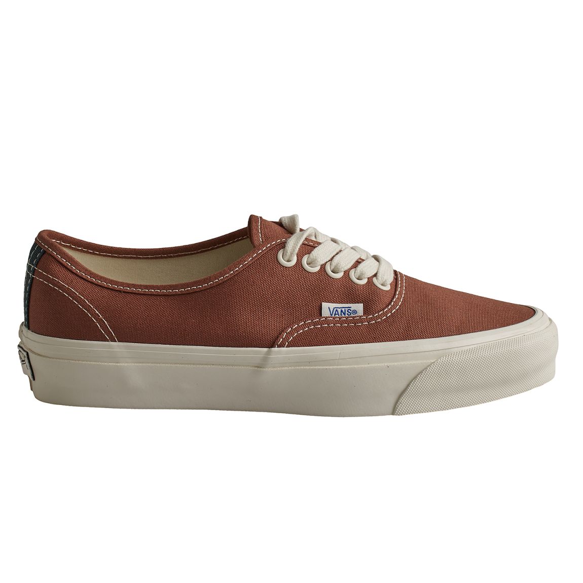 Baskets authentiques Reissue 44 VN000CQAC481 pour homme main product photo