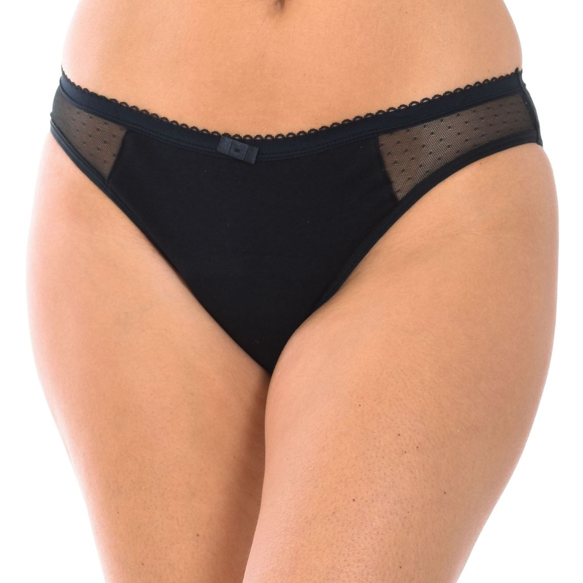 Slip menstruel à flux abondant D0BDS pour femme, design discret et fiable pour les jours de règles main product photo